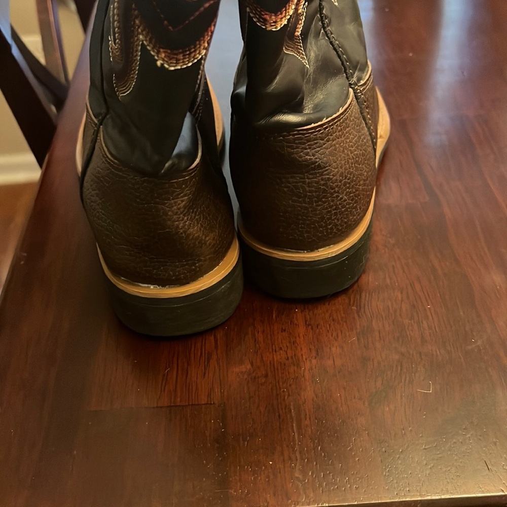 Boy’s cowboy boots